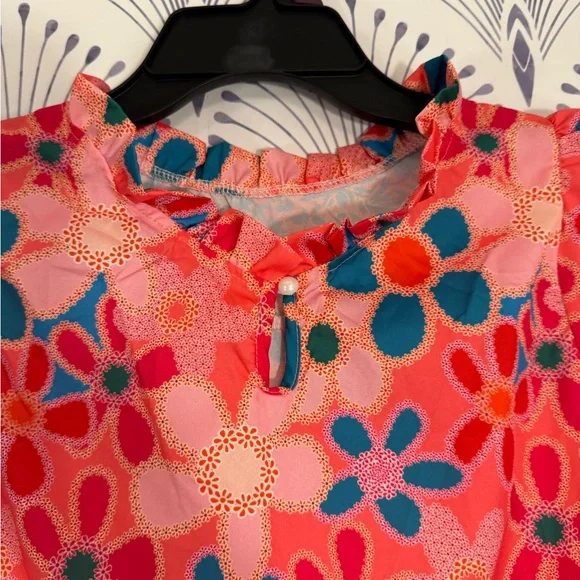 Floral Sleeveless Top - Pink and Blue womens medium PTP-20 L-26 - Picture 2 of 5